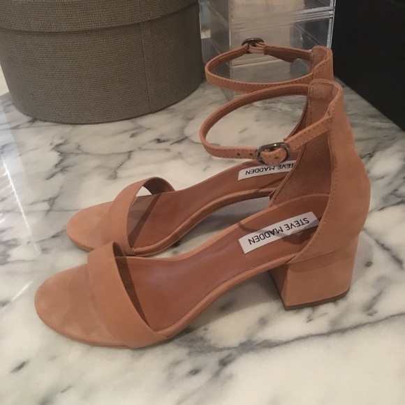 steve madden tan nubuck heels
